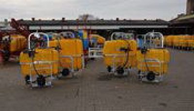 Jarmet - Mounted Sprayers - Suspended field sprayers with beam 6 &ndash; 12 m