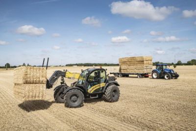 New Holland TH7.42 Plus Telehandler